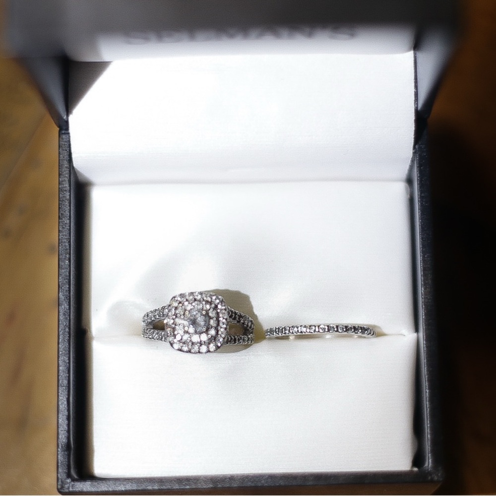 Wedding Ring Set - image 2